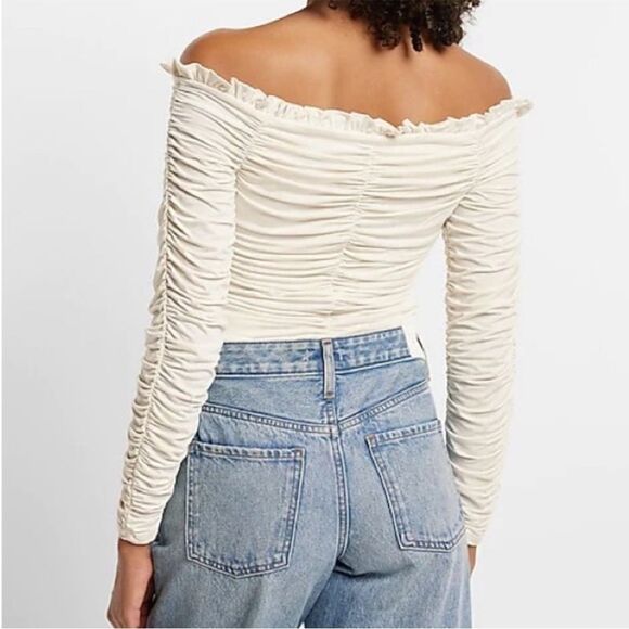 Express Cream Ruched Off Shoulder Top size small - Picture 2 of 5